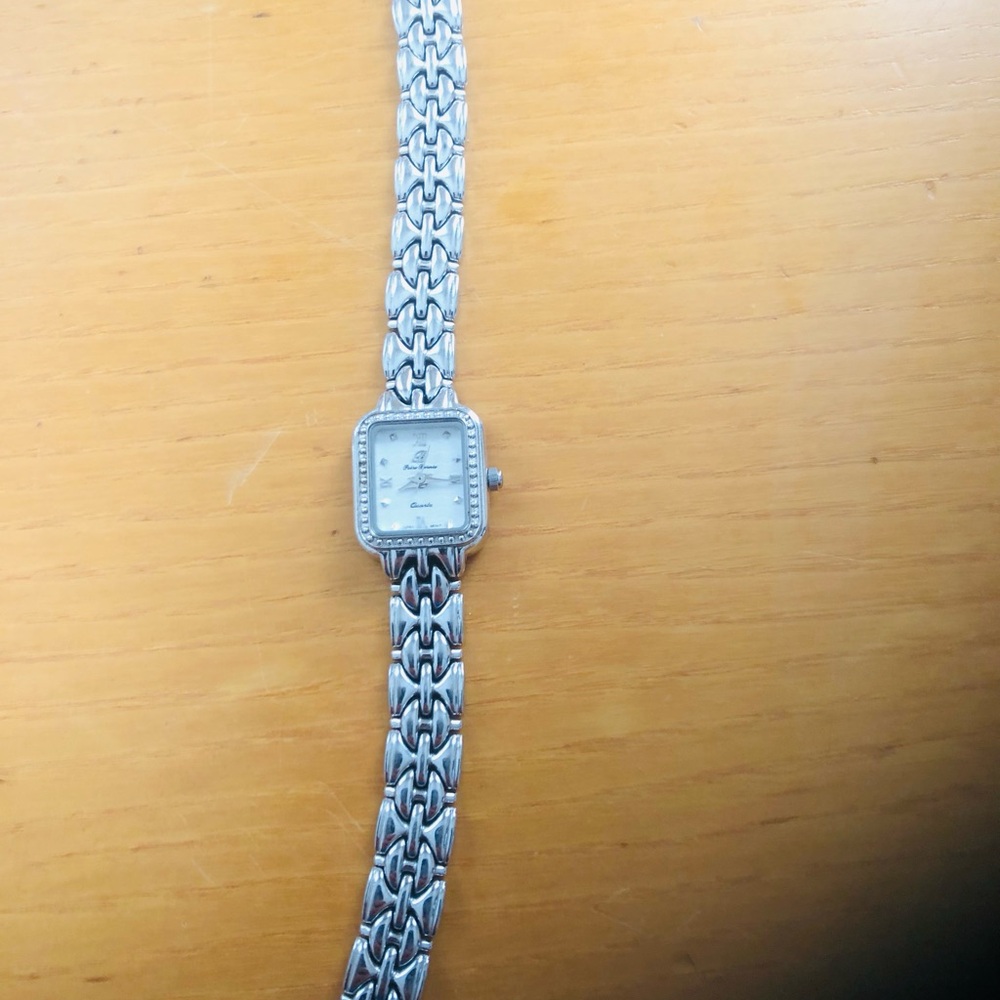 Silver Rectangular Watch With White Dial - image 2